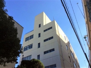 【東証プライム】年収500万円＊経理＊各手当/残業代/退職金あり