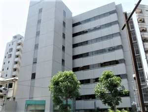 《年収450万円》経理@新宿区＊即日勤務OK＊安定成長企業＊