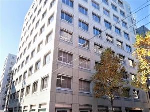 【年収450万円】経理＊退職金＆残業代あり＊年休130日♬
