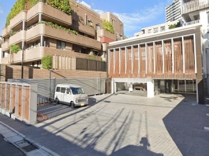 【週2日在宅ワークあり】経理＊時差出社OK≪年収550万円≫