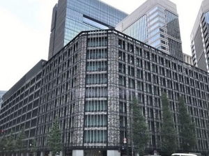 【駅直結】経理アシスタント＊在宅ワーク有≪残業月10h未満≫