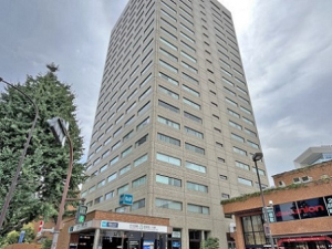 【経理経験1年OK】経理アシスタント＊駅徒歩1分≪残業なし＆7時間30分勤務≫