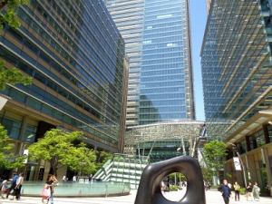 【週2日在宅ワークOK】経理アシスタント＊駅直結＊デニムOK≪月収33万円≫