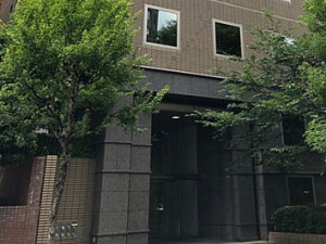 【週4日or週5日勤務が選べる】朝ゆっくり10時出社！残業なしで定時退社！経理！