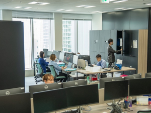 【17時退社＊7時間勤務】人事総務事務＊横浜駅＊正社員前提≪年収400万円～≫